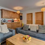 Le Paradis 1, Alpes Agency, Chamonix, Sleeps 4 아파트