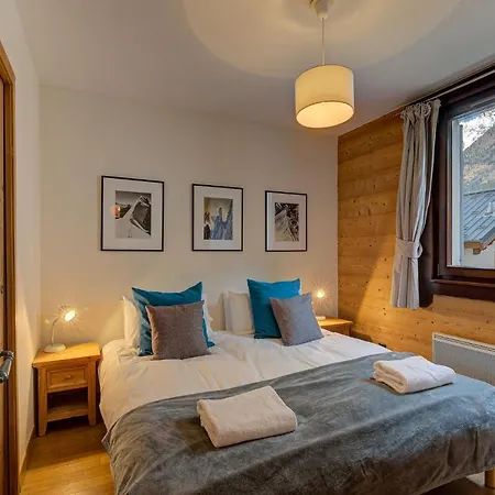 Le Paradis 1, Alpes Agency, Chamonix, Sleeps 4 * Chamonix