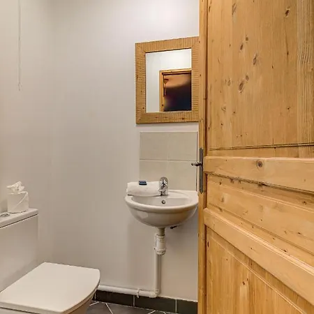 Le Paradis 1, Alpes Agency, Chamonix, Sleeps 4 Apartament