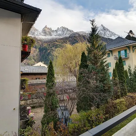 Le Paradis 1, Alpes Agency, Chamonix, Sleeps 4 * Chamonix