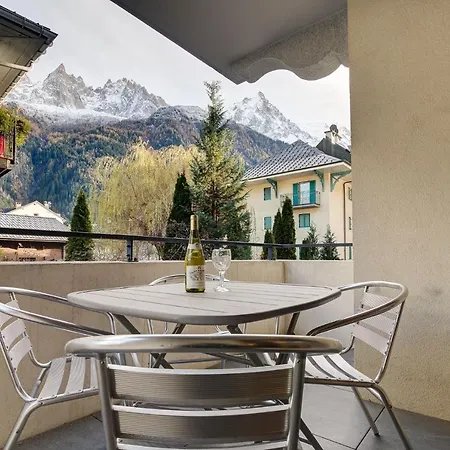 Le Paradis 1, Alpes Agency, Chamonix, Sleeps 4 *