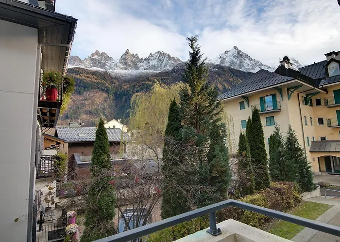 Le Paradis 1, Alpes Agency, Chamonix, Sleeps 4 * Chamonix