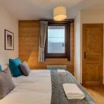 Le Paradis 1, Alpes Agency, Chamonix, Sleeps 4